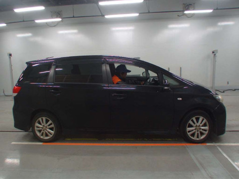 2012 Toyota Wish ZGE20W[2]