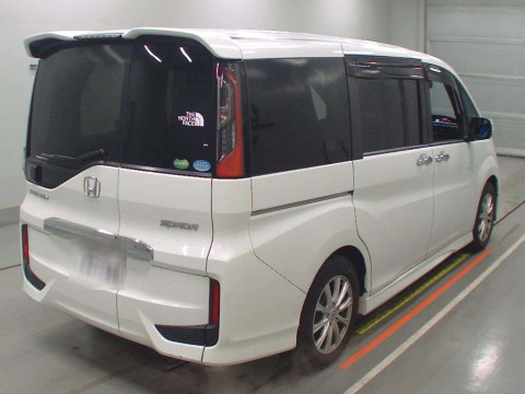 2015 Honda Step WGN Spada RP3[1]