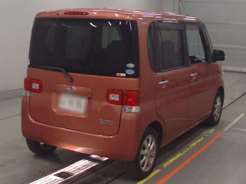 2010 Daihatsu Tanto L375S[1]