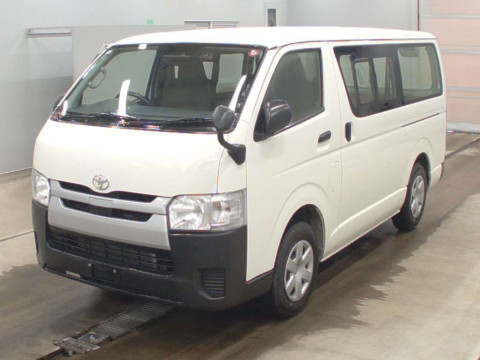 2020 Toyota Hiace Van GDH206V[0]