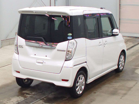 2016 Mitsubishi eK Space Custom B11A[1]