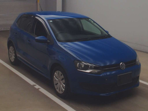 2010 Volkswagen Polo 6RCBZ[2]