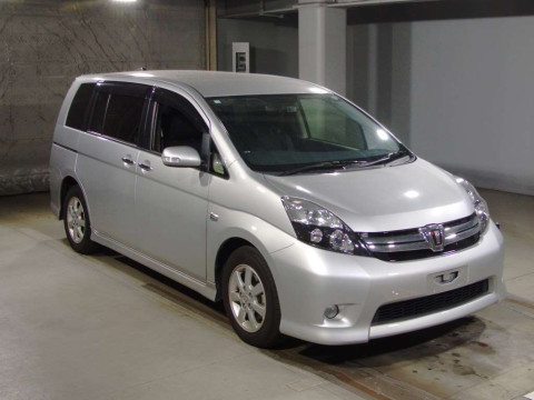 2012 Toyota Isis ZGM10W[2]