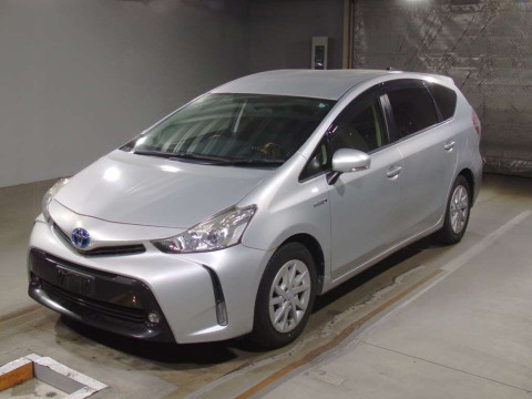 2015 Toyota Prius alpha ZVW40W[0]