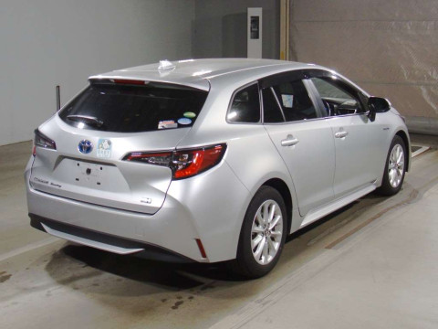 2020 Toyota Corolla Touring Wagon ZWE211W[1]