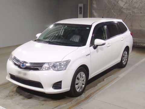 2013 Toyota Corolla Fielder NKE165G[0]