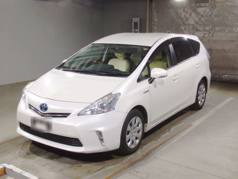 2012 Toyota Prius alpha ZVW41W[0]