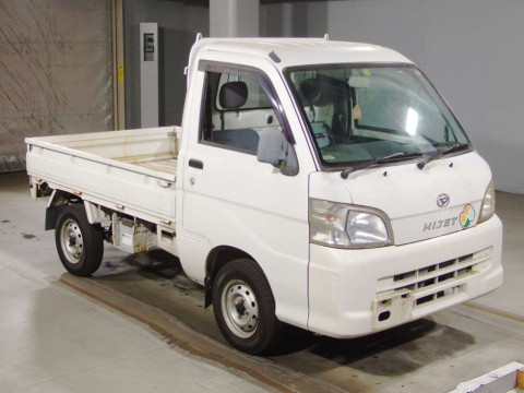 2011 Daihatsu Hijet Truck S211P[2]