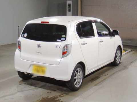 2015 Daihatsu Mira es LA300S[1]