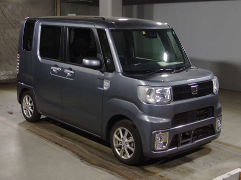 2021 Daihatsu Wake LA700S[2]