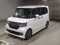 2018 Honda N-BOX CUSTOM