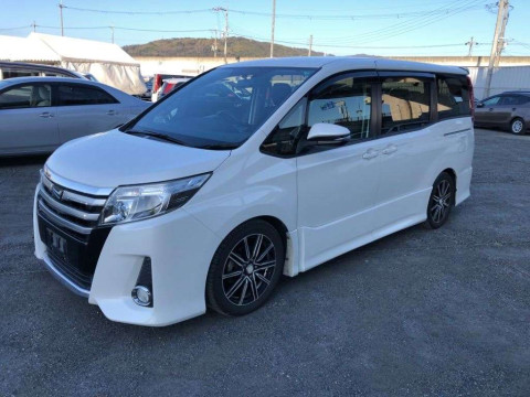 2014 Toyota Noah ZRR85W[0]