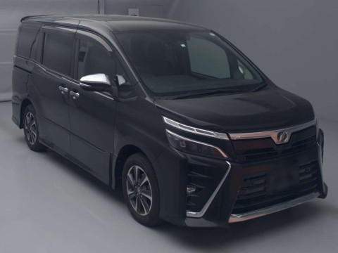 2020 Toyota Voxy ZRR80W[2]