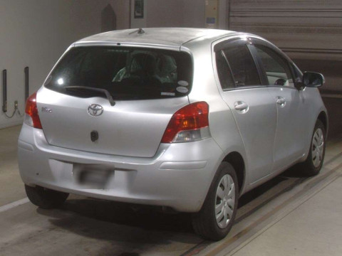 2010 Toyota Vitz SCP90[1]