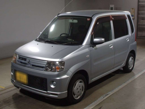 2010 Mitsubishi Toppo H82A[0]