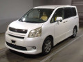 2008 Toyota Noah