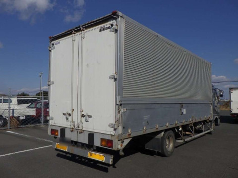 2006 Mitsubishi Fuso Fighter FK64R[1]