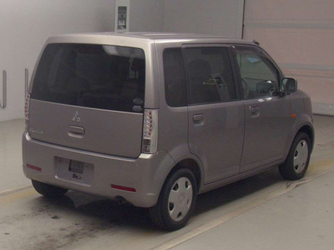 2006 Mitsubishi eK Wagon H82W[1]