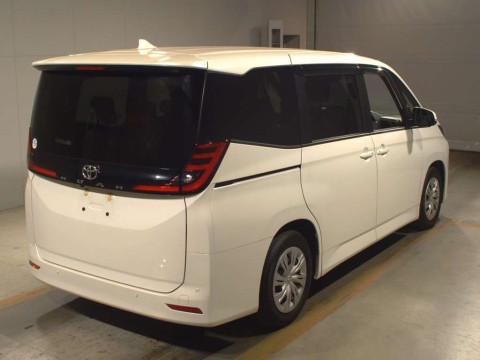 2022 Toyota Noah MZRA90W[1]