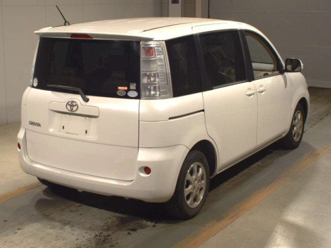 2008 Toyota Sienta NCP81G[1]