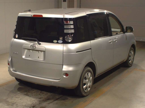 2007 Toyota Sienta NCP81G[1]