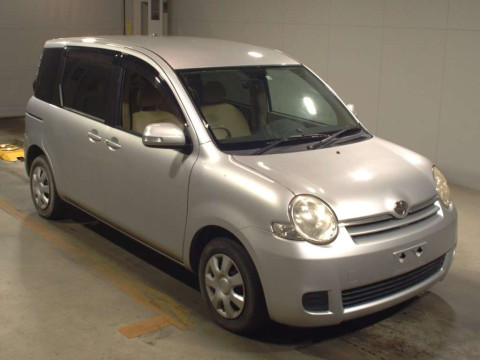 2007 Toyota Sienta NCP81G[2]