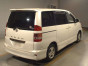 2004 Toyota Noah