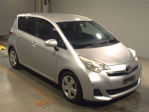 2011 Toyota Ractis NCP120[2]