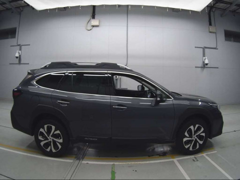 2021 Subaru Legacy Outback BT5[2]