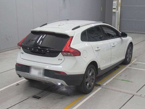 2015 Volvo V40 MD4204T[1]