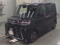 2023 Daihatsu Tanto Custom