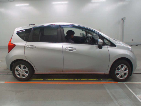 2016 Nissan Note E12[2]