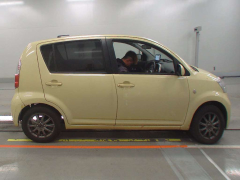 2008 Toyota Passo QNC10[2]