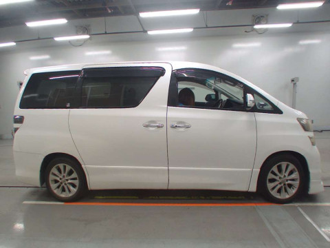 2009 Toyota Vellfire ANH20W[2]