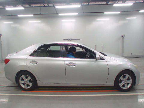 2010 Toyota Mark X GRX130[2]