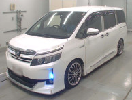 2014 Toyota Voxy