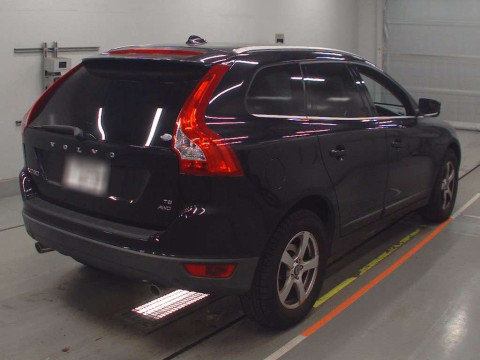 2010 Volvo XC60 DB6304TXC[1]