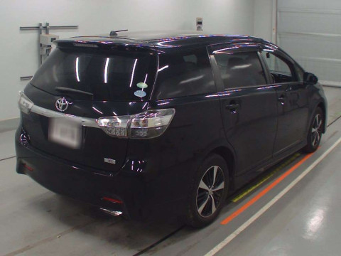 2013 Toyota Wish ZGE20W[1]