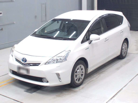 2014 Toyota Prius alpha ZVW40W[0]