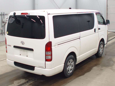 2009 Toyota Hiace Van KDH206V[1]