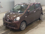 2012 Daihatsu Mira es