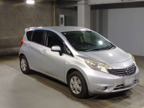 2014 Nissan Note E12[2]