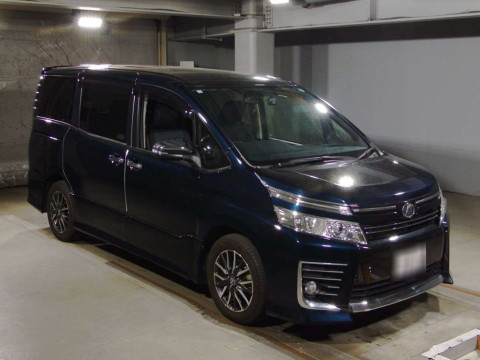 2015 Toyota Voxy ZRR80W[2]