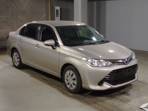 2015 Toyota Corolla Axio NRE161[2]