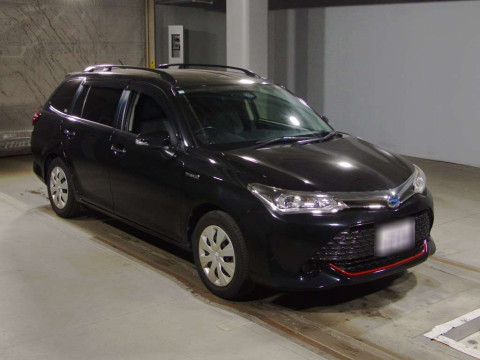 2016 Toyota Corolla Fielder NKE165G[2]