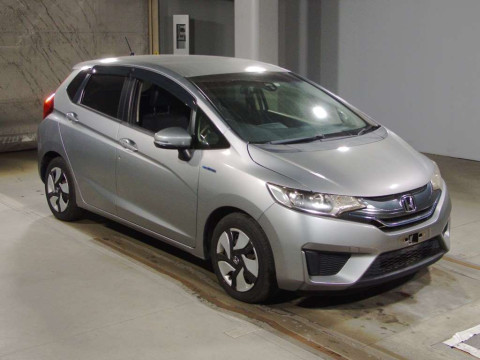 2013 Honda Fit Hybrid GP5[2]