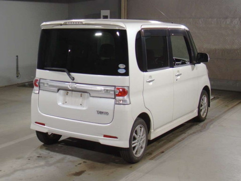 2010 Daihatsu Tanto Custom L375S[1]