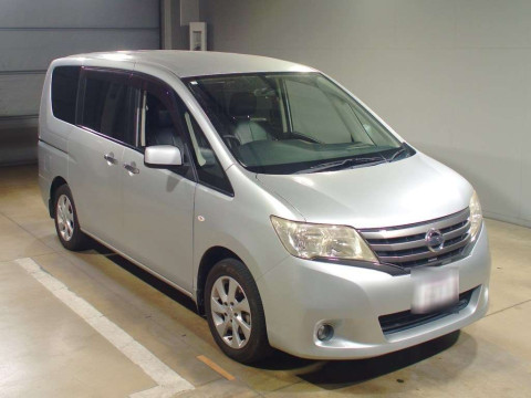 2011 Nissan Serena C26[2]