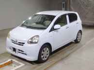 2013 Daihatsu Mira es