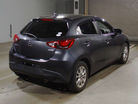 2016 Mazda Demio DJ3FS[1]